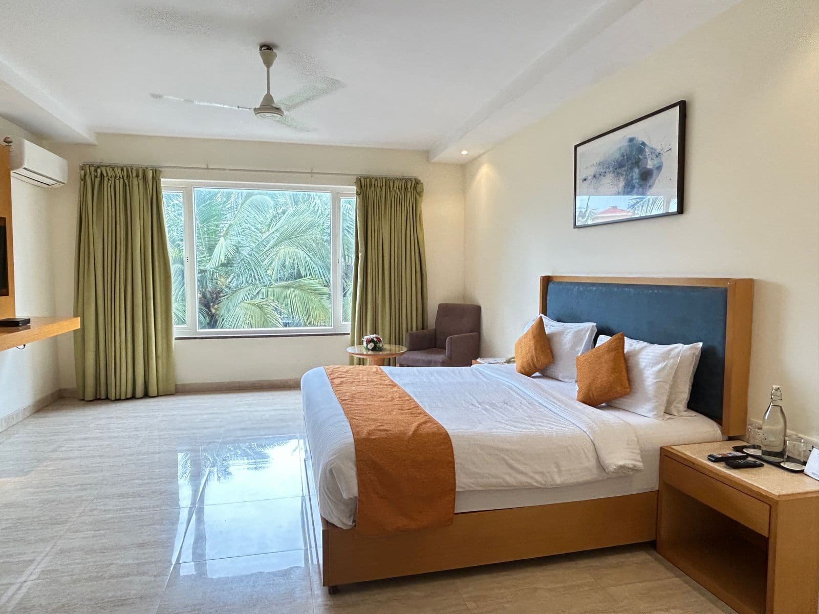 Superior Deluxe Room With Balcony